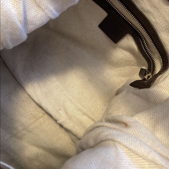 GUCCI satchel purse - Picture 4 of 8